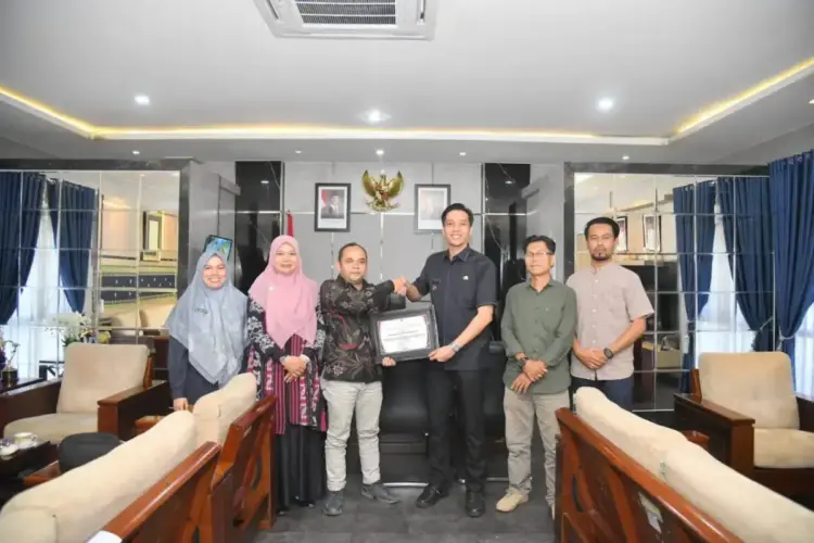 Apresiasi Sukses Pilkada Serentak 2024, Wali Kota Sawahlunto Terima Audiensi KPU 1 Wali Kota Sawahlunto Terima Audiensi KPU