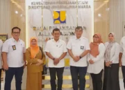 Bahas Isu Strategis Perbaikan Infrastruktur Jalan, Bupati Jon Firman Pandu Kunker ke BPJN