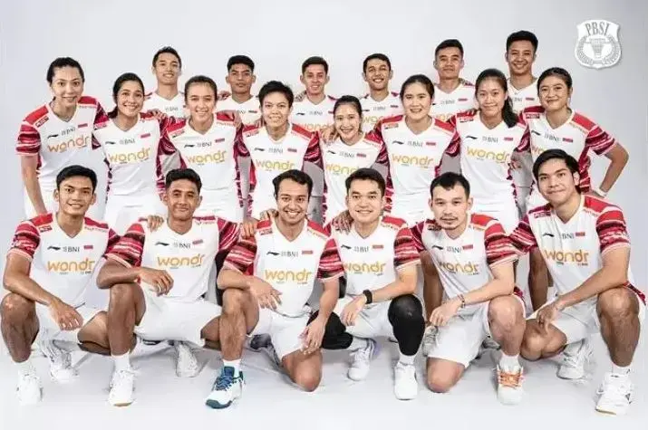 Leo Rolly Mundur karena Cedera, PBSI Tetapkan Bawa 19 Pemain ke Piala Sudirman 2025 1 SKUAD BULU TANGKIS— Skuad bulu tangkis Indonesia yang siap tampil di Piala Sudirman 2025 Chengdu, Tiongkok.