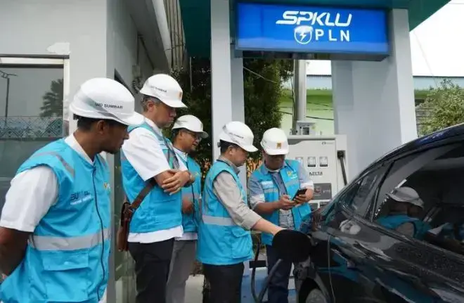 Kunjungan Wamen ESDM di Sumbar, PLN Siap Berikan Layanan Terbaik 1 dhdhdhdh