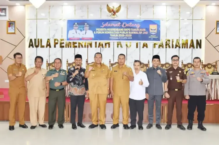 Wali Kota Pariaman Yota Balad, Buka Buka Musrenbang RKPD dan Forum Konsultasi Publik Ranwal RPJMD 1 BUIKA—Wali Kota Pariaman Yota Balad, usai membuka Musyawarah Perencanaan Pembangunan (Musrenbang) Rencana Kerja Perangkat Daerah (RKPD) Tahun 2026 dan Forum Konsultasi Publik Ranwal RPJMD Tahun 2025-2029, yang dibuka secara resmi oleh Wali Kota Pariaman Yota Balad, kemarin.