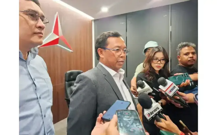 Demokrat Yakin Prabowo Bukan Boneka dari Jokowi, Punya Kemandirian dan Kedaulatan 1 WAWANCARA— Sekretaris Jenderal (Sekjen) Partai Demokrat, Herman Khaeron saat diwawancarai di kantor DPP Partai Demokrat, Jakarta Pusat, Rabu (7/5).