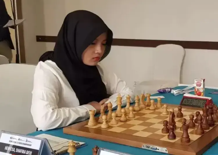 Datang Sebagai Non Unggulan dan Berstatus Master Nasional, Pecatur Junior Indonesia Ini Raih Tiket Piala Dunia 2025 1 1svgv