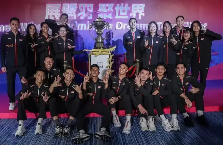 PBSI Evaluasi Hasil Piala Sudirman 2025, Soroti Rapor Merah Ganda Campuran, Ganda Putri Harus Cari Formula Baru 1 TIM BEREGU— Tim Indonesia telah menyelesaikan perjuangan di Piala Sudirman 2025 dengan keluar sebagai semifinalis. Langkah pasukan Merah Putih terhenti di babak empat besar usai kalah dari Korea Selatan 2-3, Sabtu (3/5).