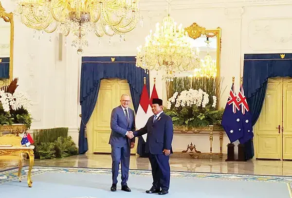 Prabowo Ajak Australia Investasi di Sektor UMKM dan Pertanian 1 KUNJUNGAN KERJA— PM Australia Anthony Albanese bersama Presiden RI Prabowo Subianto di Istana Merdeka Jakarta, kamis (15/5).