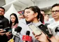 Temui Menaker Pekan Depan, Menkomdigi Meutya Hafid Bahas Gelombang PHK di Industri Media 11 Temui Menaker Pekan Depan, Menkomdigi Meutya Hafid Bahas Gelombang PHK di Industri Media