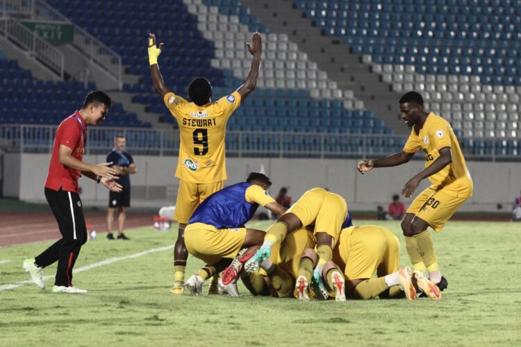 Gol Chaby dan M Ridwan, Pastikan Semen Padang Bertahan di Liga 1 Musim Depan, Ketiban Bonus Rp700 juta 1 6831a34b46cee