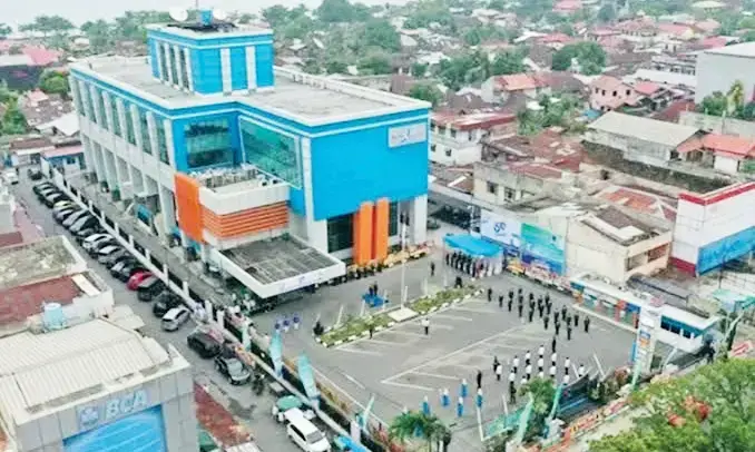 Bank Nagari Tegaskan Postingan Undian di Facebook adalah Hoaks, Masyarakat Diminta Waspada 1 POSTINGAN HOAKS— Bank Nagari memastikan postingan undian berhadiah yang mengatasnamakan Bank Nagari di media sosial Facebook yang diposting enam hari yang lalu adalah hoaks atau tidak benar.