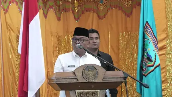 Bupati Yulianto Lantik 10 Pejabat di Lingkungan Pemkab Pasbar 1 Bupati Pasaman Barat, Yulianto