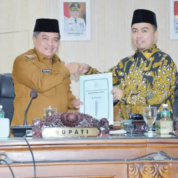 LKPJ Bupati Agam Tahun 2024, DPRD Agam Sampaikan 40 Rekomendasi Strategis 1 REKOMENDASI— DPRD Kabupaten Agam menyampaikan rekomendasi terhadap LKPJ Bupati Agam Tahun
Anggaran 2024 dalam Rapat Paripurna yang digelar
di Aula DPRD Agam, Selasa (6/5).