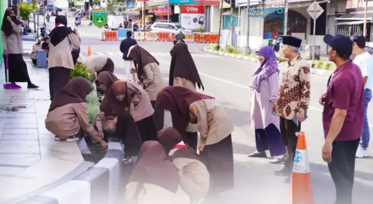 Disdikbud Gelar Goro Serentak di SD dan SMP