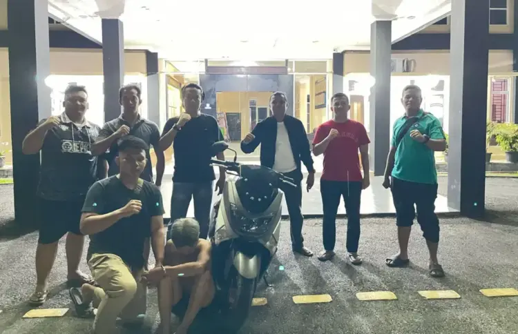 6 Bulan Buron, Pencuri Yamaha NMAX Diciduk 1 pencurian— Pelaku YS (48) yang melakukan pencurian Yamaha NMAX diamankan jajaran Polres Dharmasraya dan Polsek Pulau Punjung.