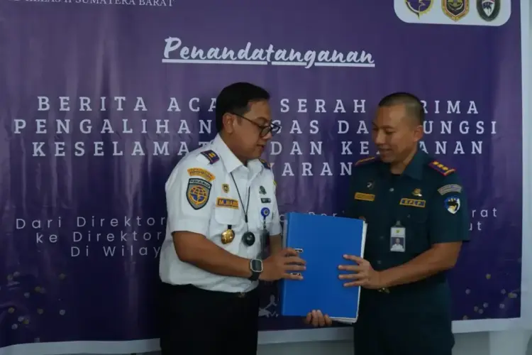 Tugas dan Fungsi Keselamatan dan Keamanan Pelayaran Angkutan Sungai Danau dan Penyeberangan Beralih ke Ditjen Hubla 1 IMG 20250501 WA0002