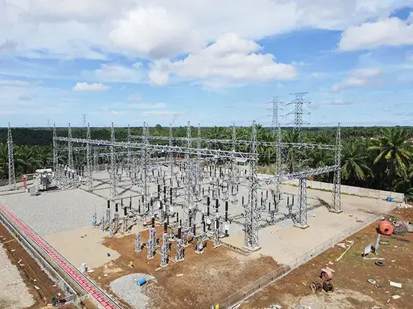 Wujud Komitmen Menjaga Keandalan Sistem Ketenagalistrikan, PLN Amankan Aset Transmisi SUTT 150 kV Tapan – Mukomuko 1 pengamanan aset --PT PLN (Persero) UIP Sumbagtengmelalui UPP SBT2 melaksanakan kegiatan pengamanan aset dan pembersihan jalur pada transmisi Saluran Udara Tegangan Tinggi (SUTT) 150 kV Tapan – Muko Muko.