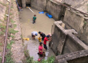 Kemarau Panjang dan Debit Air Berkurang, Bak Penangkapan Air PDAM Dikuras