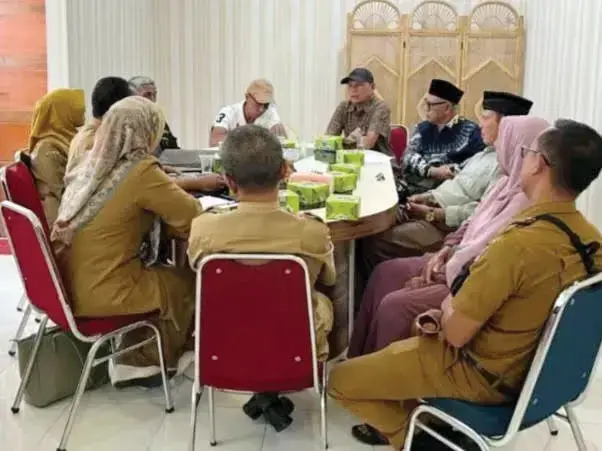 Dongkrak PAD 2025, Agam Gali Potensi Pajak Sarang Burung Walet 1 POTENSI PAJAK— Bapenda Agam mulai menggali potensi pajak dari sektor sarang burung walet sebagai langkah strategis untuk meningkatkan PAD tahun 2025.