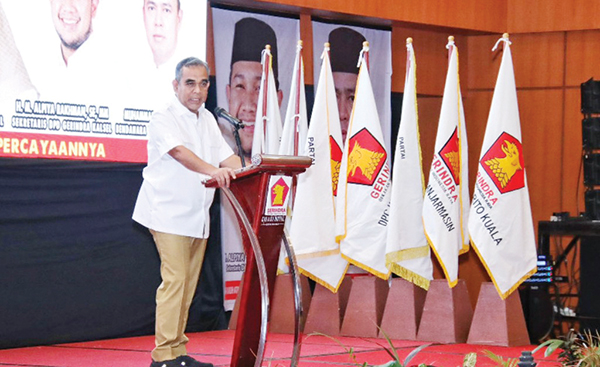 Sekjen Gerindra: Kita Berjuang Jadikan Prabowo 2 Periode 1 Ahmad Muzani
Sekjen Partai Gerindra,