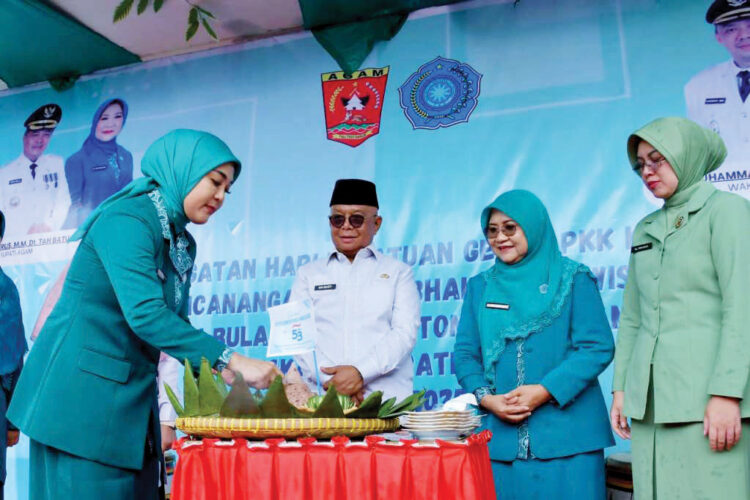 Peringatan HKG PKK ke 53 dan Pencanangan BBD-BBGRM, TP PKK Agam Gelar Rangkaian Kegiatan 1 RANGKAIAN KEGIATAN— TP PKK Kabupaten Agam menggelar berbagai rangkaian kegiatan dalam memperingati HKG PKK ke 53, pencanangan BBD dan BBGRM 2025.