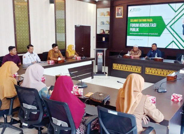 BPOM Payakumbuh Gelar FKP, Dorong Peningkatan Layanan dan Pendampingan UMKM 1 FORUM KONSULTASI PUBLIK— BPOM Payakumbuh menggelar FKP untuk memaksimalkan kualitas pelayanan. Acara ini digelar di Kantor MPP Kota Bukittinggi, Senin (19/5).