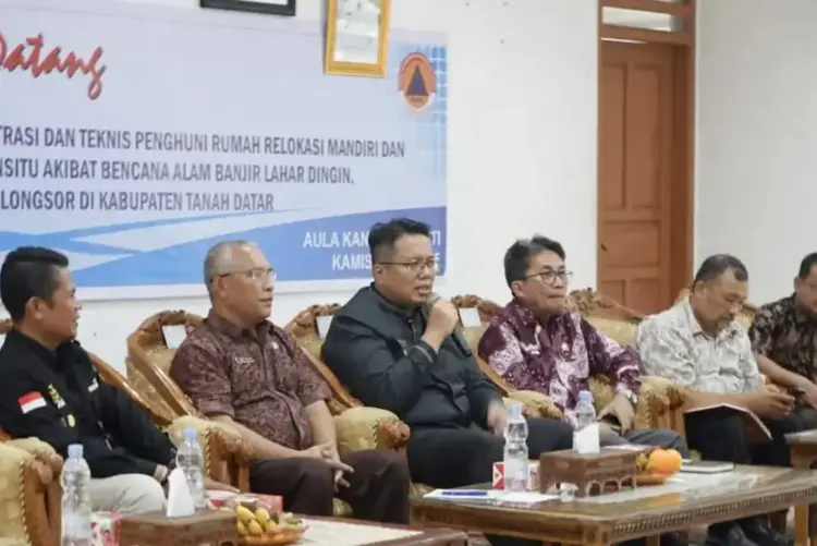 Pemkab Tanahdatar Gelar Sosialisasi Relokasi Mandiri 1 Wabup Buka Sosialisasi Relokasi Mandiri
