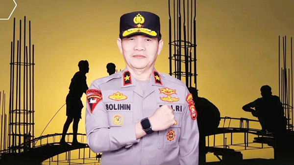 Mutasi Polri Terbaru, Brigjen Pol Solihin jadi Wakapolda Sumbar 1 MUTASI— Brigjen Pol Solihin yang sebelumnya menjabat sebagai Wakapolda Bengkulu dimutasi menjadi Wakapolda Sumbar.