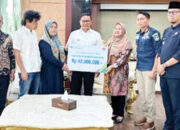 Pemko Bukittinggi Serahkan Santunan JKM, Bukti Negara Hadir Lindungi Pekerja Sektor Rentan