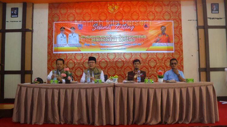 130 Warga Ikuti Pelatihan Mitigasi Bencana 1 PELATIHAN MITIGASI BENCANA— Wali Kota Payakumbuh Zulmaeta memberikan sambutan saat membuka pelatihan pencegahan dan mitigasi bencana.