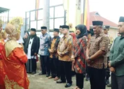 Membumikan Al-Quran, Melangitkan Harapan, Wawako Ibnu Asis Apresiasi Wisuda Tahfidz SDN 08 Kubu Tanjung