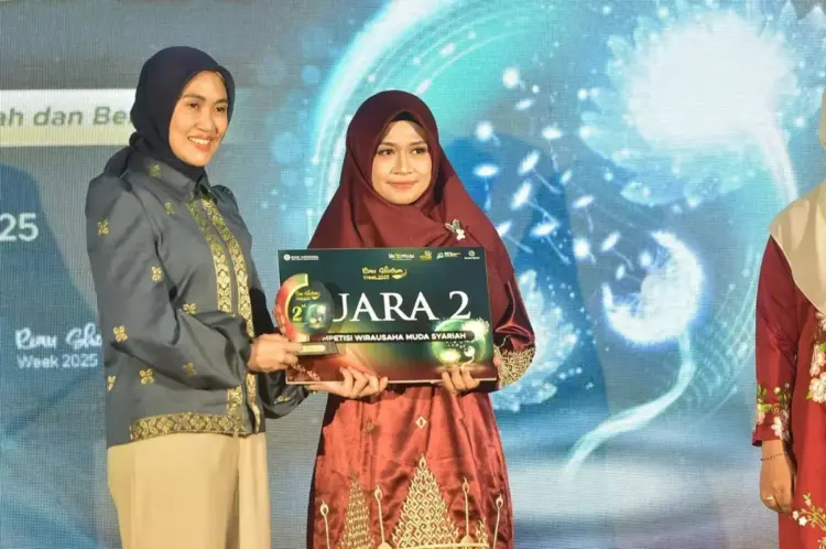 d7ef567f 1719 4003 b33f 6c1558b2c8d2