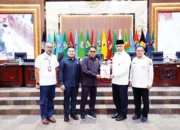 Keputusan Rekomendasi DPRD atas LKPJ 2024 Diserahkan ke Gubernur Sumbar