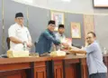 DPRD Padang Gelar Rapat Paripurna, Tutup Masa Sidang II, Buka Masa Sidang III Tahun 2025 10 DPRD Padang Gelar Rapat Paripurna, Tutup Masa Sidang II, Buka Masa Sidang III Tahun 2025