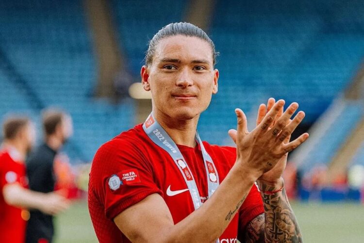 Darwin Nunez Jadi Rebutan, Napoli, Atletico Madrid, Hingga Klub Arab Saudi Tertarik Rekrut Penyerang Liverpool 1 RUMOR— Spekulasi mengenai masa depan penyerang Liverpool Darwin Nunez, kian memanas menjelang jendela transfer musim panas.