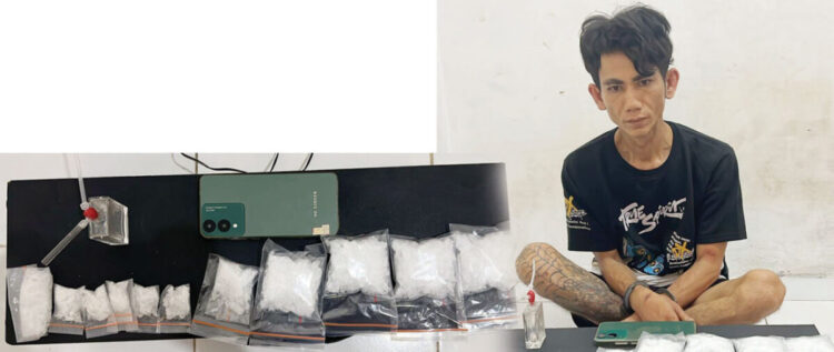 Bandar Narkoba Sembunyikan Sabu dalam Speaker, 11 Paket Disita, Beratnya Capai 250 Gram 1 SABU-Pelaku NN yang diduga sebagai bandar narkoba ditangkap Tim Ditresnarkoba Polda Sumbar dengan
barang bukti 250 Gram sabu.