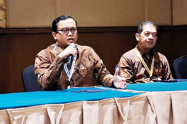 Antisipasi Kecurangan Pelaksanaan SPMB 2025, Kemendikdasmen Buka 3 Hotline Pengaduan 1 LAYANAN PENGADUAN— Kementerian Pendidikan Dasar dan Menengah (Kemendikdasmen) buka saluran siaga (hotline) untuk aduan kecurangan SPMB 2025.