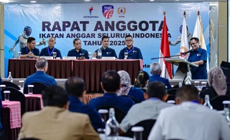 Jelang Kejurnas Anggar dan Indonesia Open 2025, PB IKASI Gelar Rapat Anggota 1 RAPAT ANGGOTA— PB IKASI menggelar rapat anggota menjelang pelaksanaan Kejurnas dan Indonesia Open 2025.