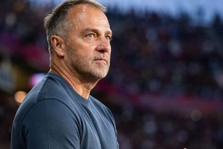 Hansi Flick Terpilih sebagai Pelatih Terbaik La Liga 2024/25, Antar Barcelona Juara dengan 102 Gol Spektakuler 1 Hansi Flick