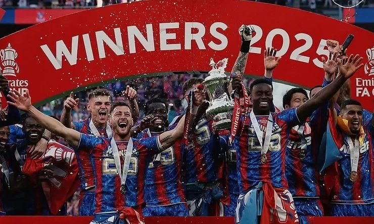 Berprestasi di Musim 2024-2025, Bintang NBA Jimmy Butler Siap Beli Saham Juara Piala FA Crystal Palace 1 FA CUP— Crystal Palace juara FA Cup 2025.