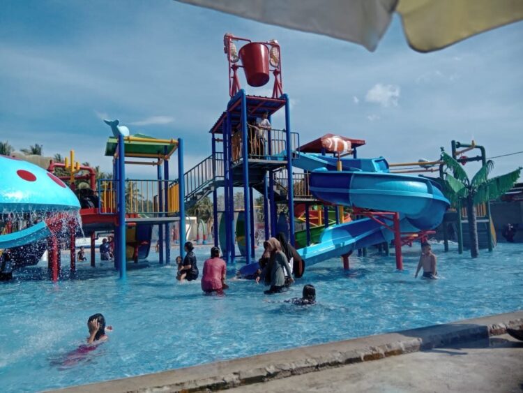Abyan Waterpark Bayang Pessel, Solusi Isi Liburan Bersama Keluarga 1 Abyan Waterpark Bayang Pessel Solusi Isi Liburan Bersama Keluarga
