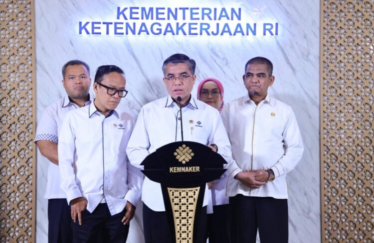 Menaker: Tidak Ada Potongan pada BSU Pekerja 1 Menteri Ketenagakerjaan (Menaker) Yassierli.
(ist)