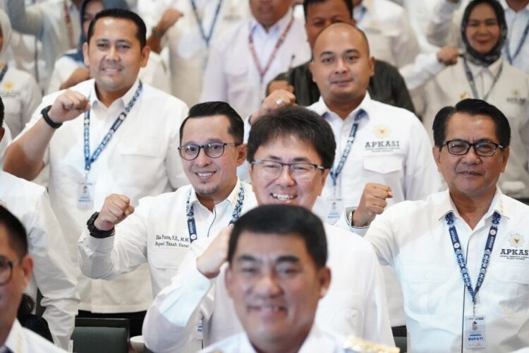 Munas Apkasi VI Resmi Dibuka, Bupati Eka Putra Sebut Bupati Minut Luar Biasa 1 HADIRI MUNAS— Bupati Tanah Datar Eka Putra, menghadiri langsung Pembukaan Musyawarah Nasional (Munas) Apkasi VI.