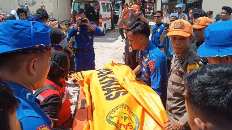Korban Tenggelam di Pantai Padang Ditemukan