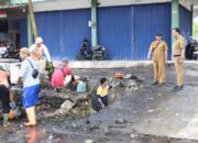 Pascahujan Deras, Tim Gabungan Bersihkan Saluran Drainase