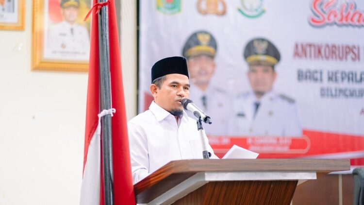 Pemkab Solok Gelar Sosialisasi Anti Korupsi, Upaya Memperkuat Integritas dan Membangun Budaya Anti Korupsi 1 AJAK—Wakil Bupati Solok, Candra mengajak seluruh kepala sekolah dan komite untuk menjadi garda terdepan dalam pencegahan tindak pidana korupsi di lingkungan masing-masing.