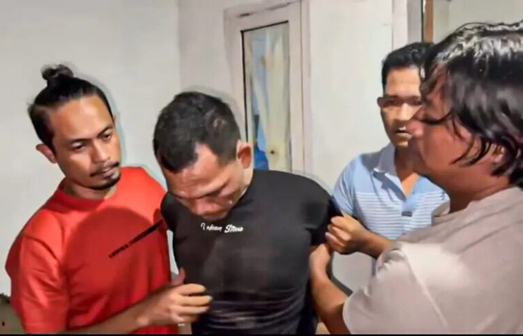 Spesialis Pembobol Rumah Diringkus Tim Kalong, Hp hingga Motor jadi Sasaran 1 PENCURI— Pelaku pencurian ditangkap Tim Kalong Satreskrim Polres Pasbar.