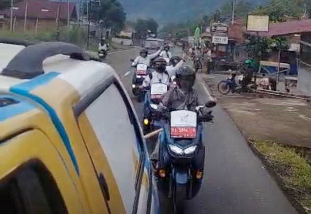 Gunakan Mobil Mupen dan Motor, Penyuluh KB Padang Panjang Ikuti Kirab Harganas ke-32 1 Penyuluh KB Padang Panjang Ikuti Kirab Harganas ke 32