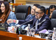 Kemendagri Larang Ormas Pakai Atribut Menyerupai Aparat, Sahroni: Biar Nggak Sok Jagoan