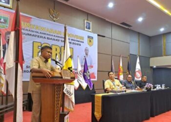 Didukung Andre Rosiade, Khairuddin Simanjuntak Terpilih Aklamasi Ketua Umum Forki Sumbar 1 Didukung Andre Rosiade, Khairuddin Simanjuntak Terpilih Aklamasi Ketua Umum Forki Sumbar