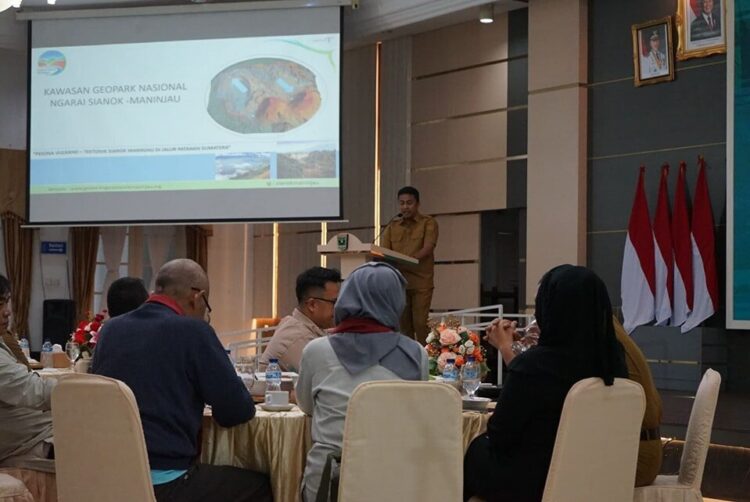 Pemprov Sumbar Dukung Penetapan Status Geopark Nasional Sianok-Maninjau dan Silokek di UNESCO 1 Upaya Penetapan Status Geopark Nasional Sianok Maninjau dan Silokek di UNESCO