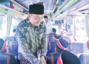 Wabup Agam Lepas 20 Jamaah Haji Agam Barat