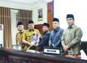Wako Ramlan Hantarkan Raperda Pertanggungjawaban APBD 2024, DPRD Ajukan Dua Raperda Inisiatif